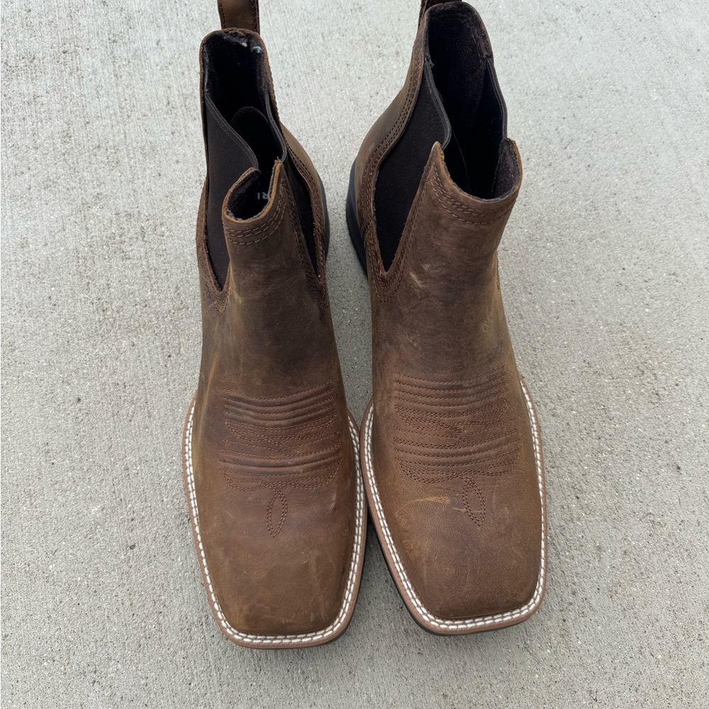 Men’s Ariat boots